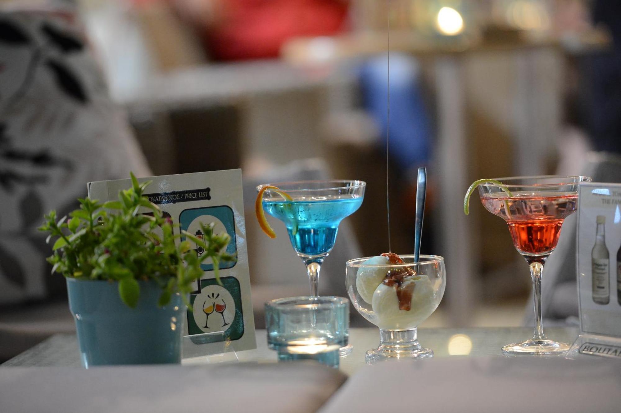Paralía Central Hotel מראה חיצוני תמונה