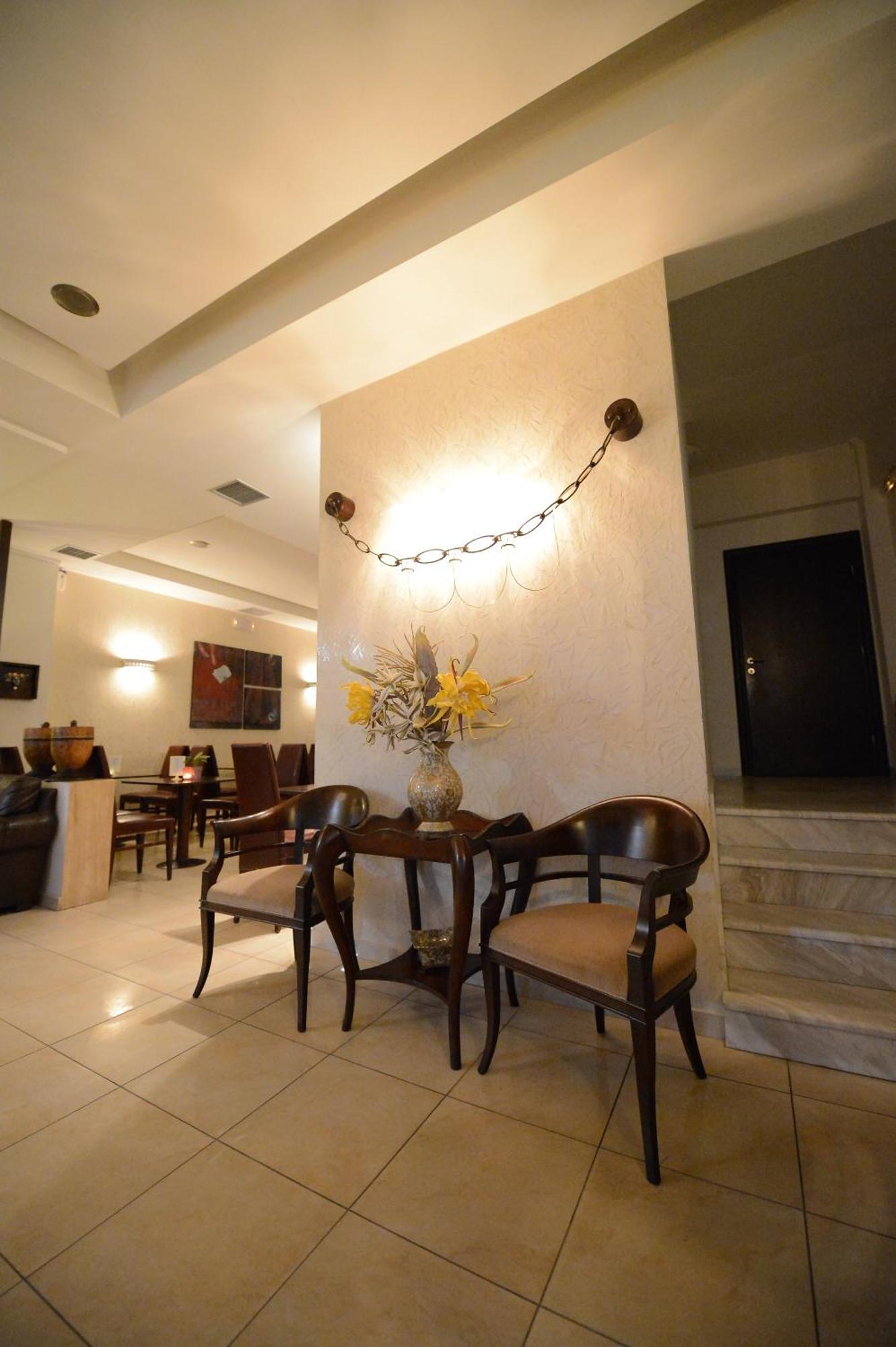 Paralía Central Hotel מראה חיצוני תמונה