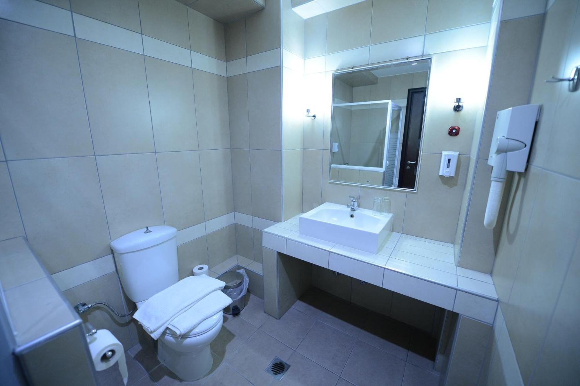 Paralía Central Hotel מראה חיצוני תמונה