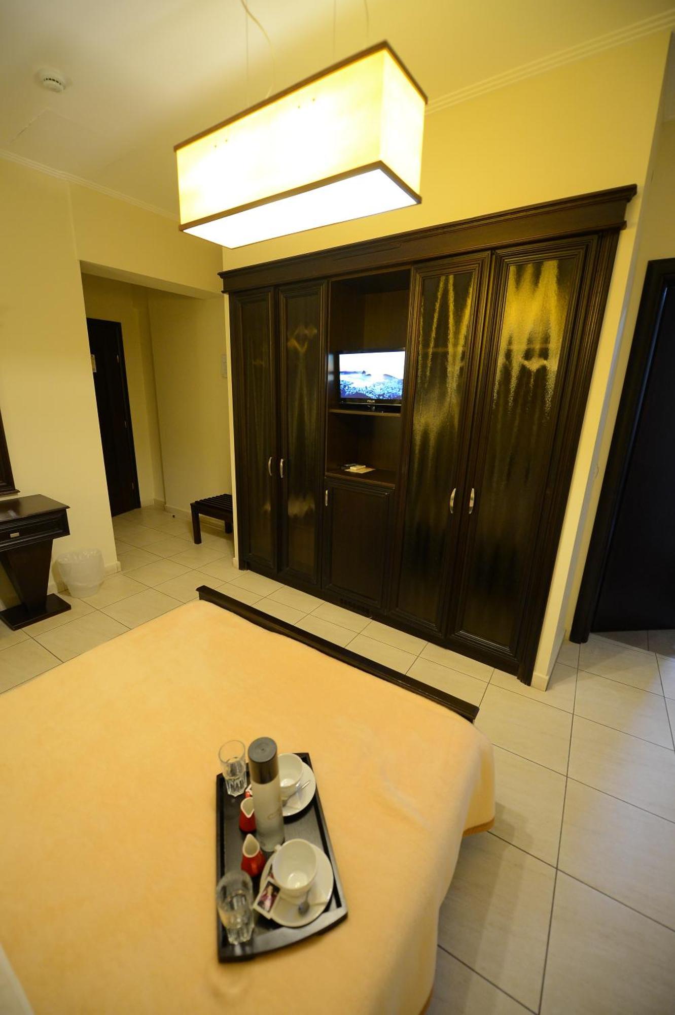 Paralía Central Hotel מראה חיצוני תמונה