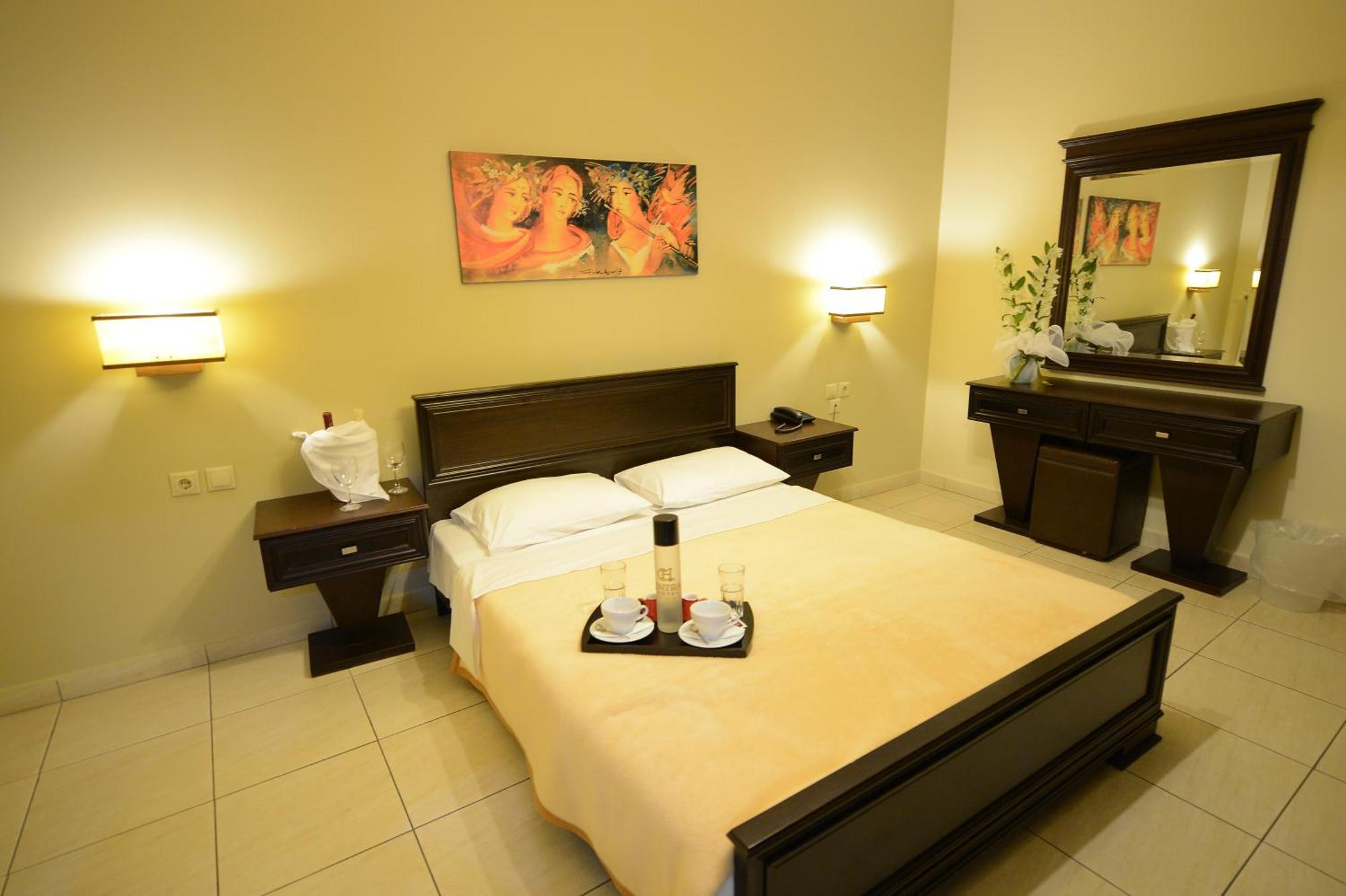 Paralía Central Hotel מראה חיצוני תמונה